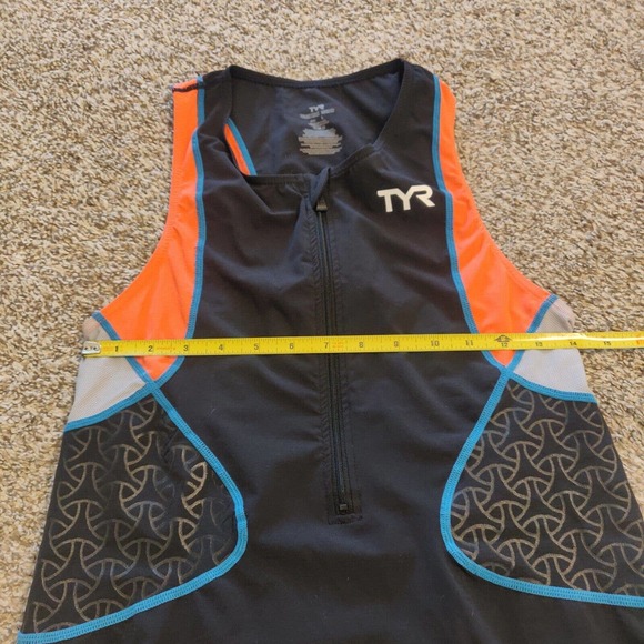 TYR Women's Cycling Jersey Shirt Biking Size L Sleeveless Half Zip Black. - Picture 4 of 5
